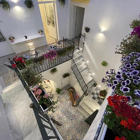 Donna Grazia Relais Hotel กัลลีโปลี ภายนอก รูปภาพ