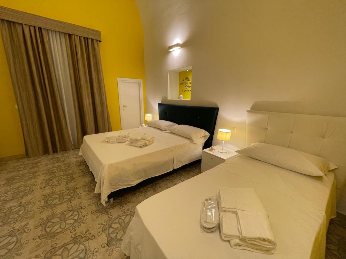 Donna Grazia Relais Hotel กัลลีโปลี ภายนอก รูปภาพ