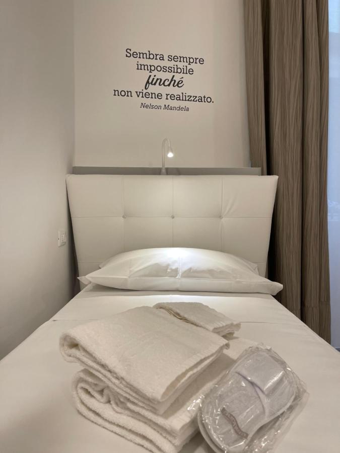 Donna Grazia Relais Hotel กัลลีโปลี ภายนอก รูปภาพ