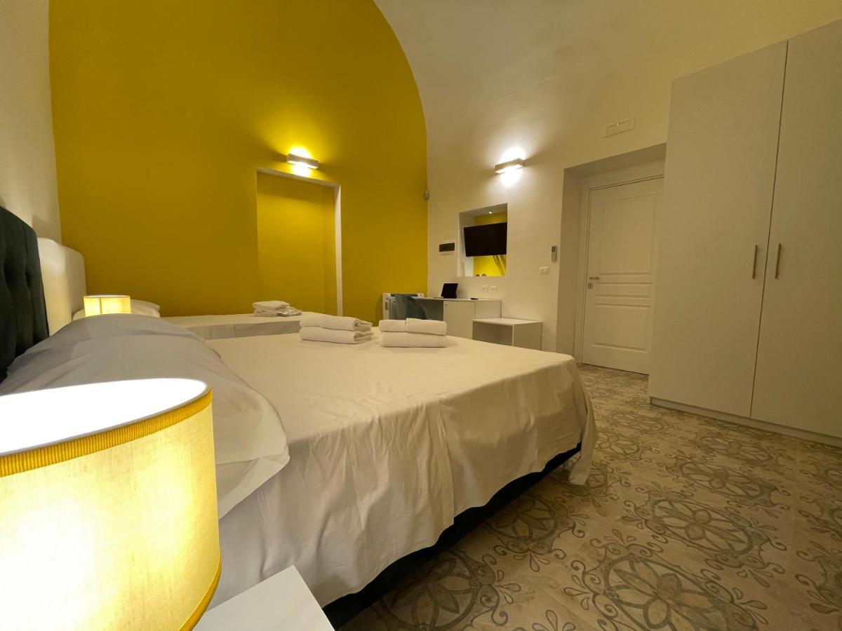 Donna Grazia Relais Hotel กัลลีโปลี ภายนอก รูปภาพ