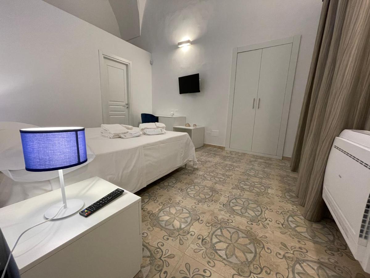 Donna Grazia Relais Hotel กัลลีโปลี ภายนอก รูปภาพ