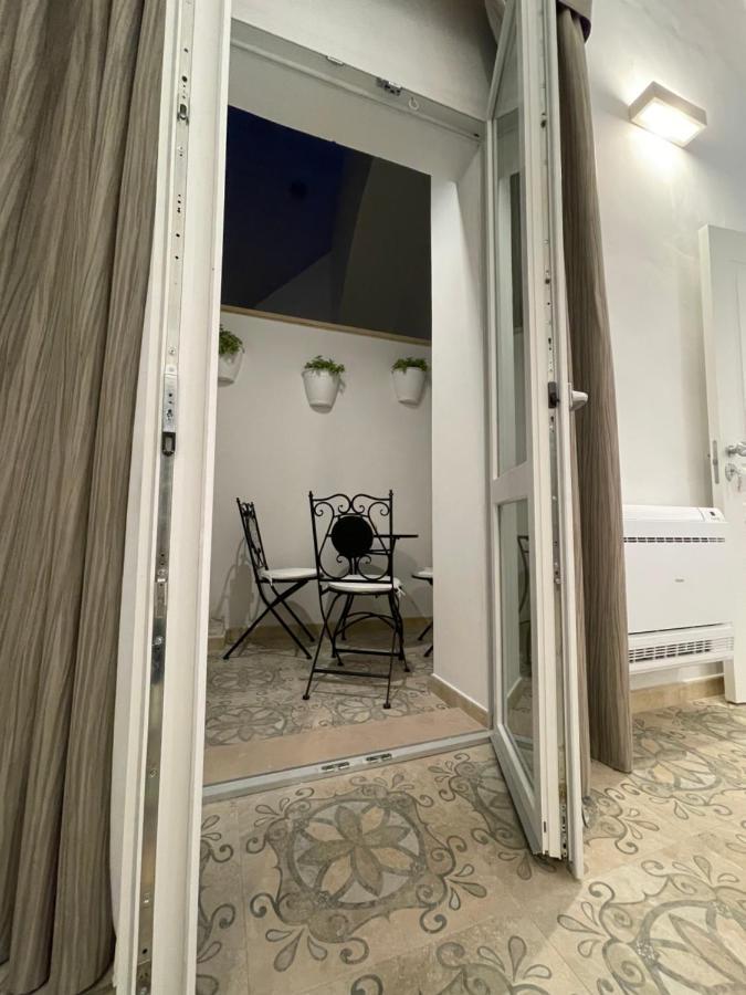 Donna Grazia Relais Hotel กัลลีโปลี ภายนอก รูปภาพ